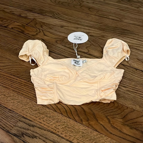 Crop top - Picture 1 of 2
